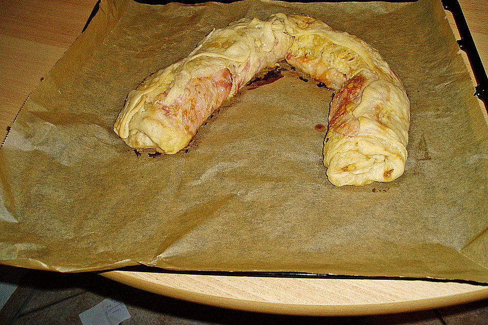 Sauerkrautstrudel