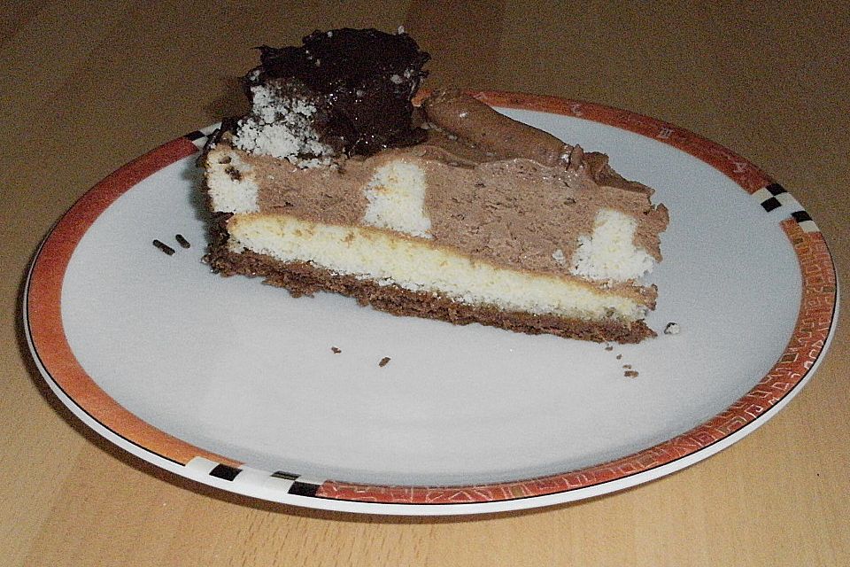 Torte mit Schoko-Buttercreme