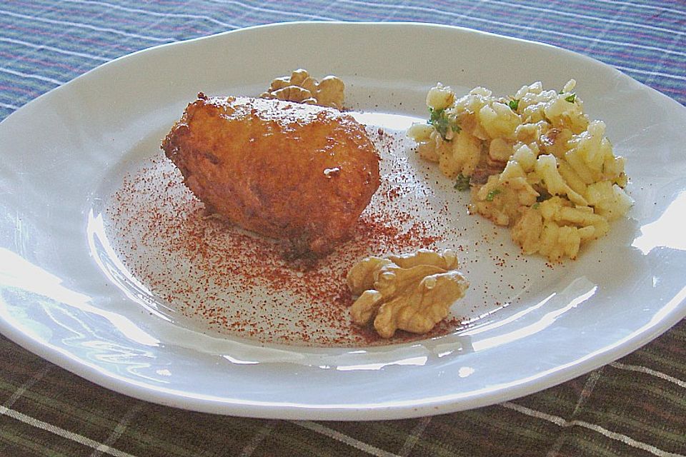 Käsekrapfen mit Apfelpesto