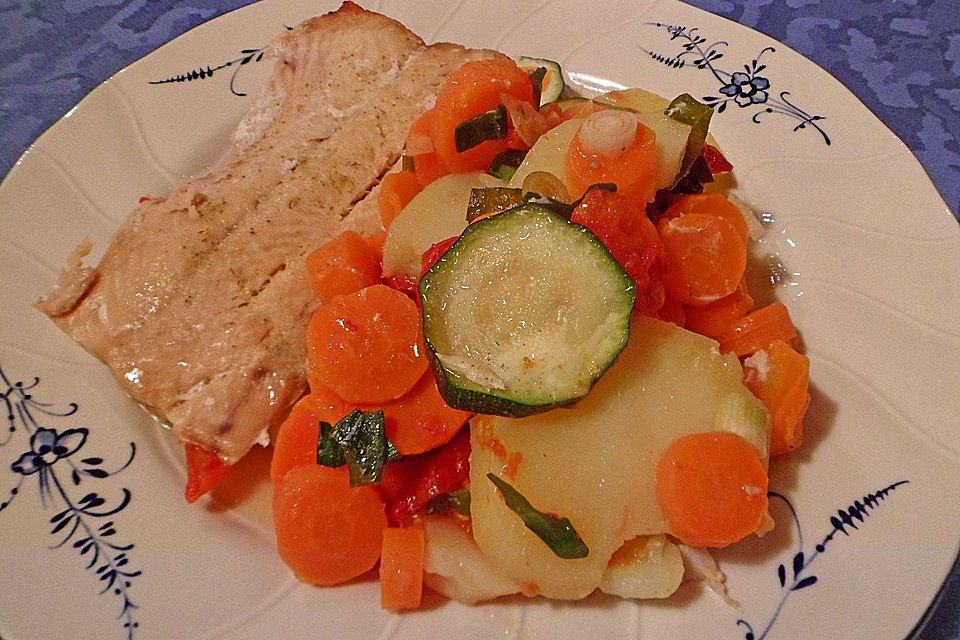 Wildlachs mit Gemüse