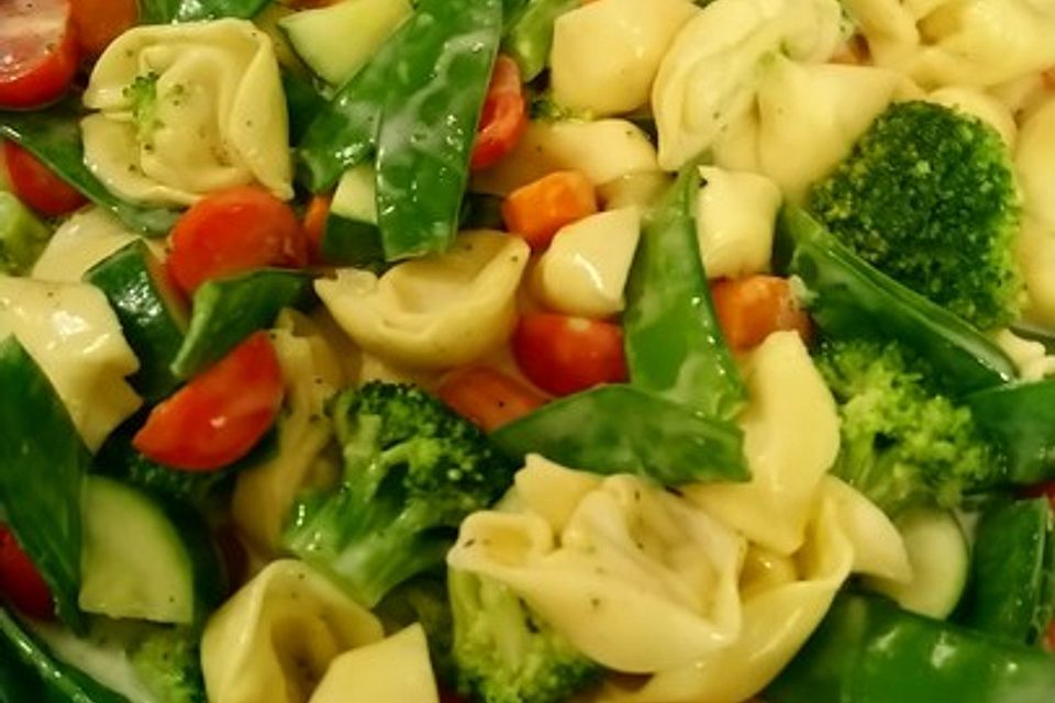 Vegetarische Tortellini-Pfanne