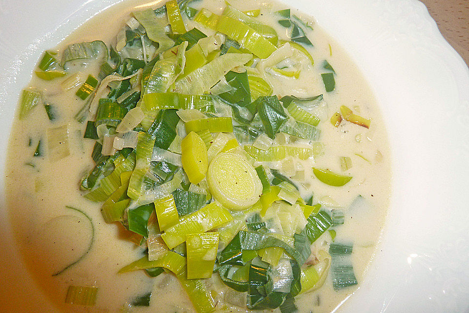 Frische Lauchcremesuppe