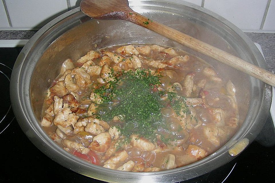 Sahnegeschnetzeltes mit Hühnchen