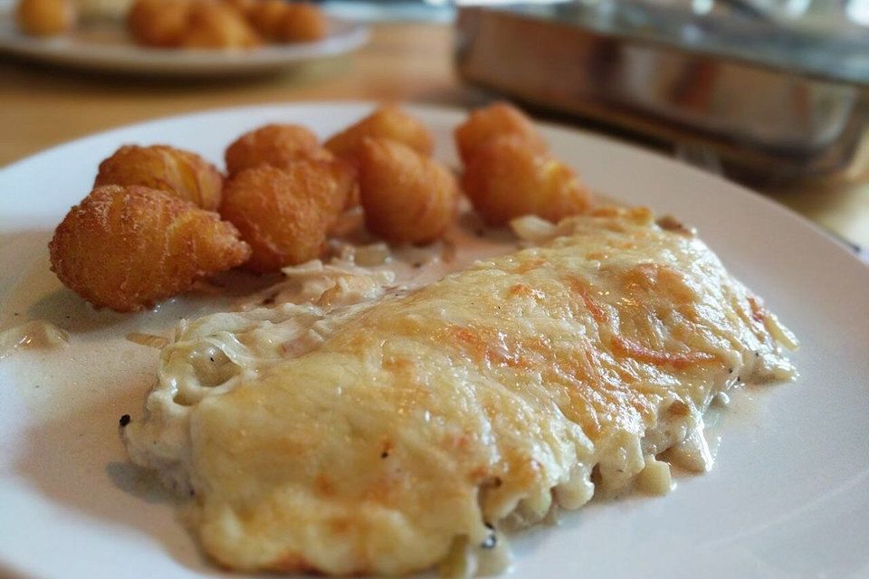 Überbackene Zwiebel-Sahne-Schnitzel