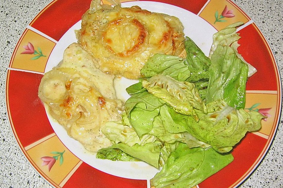 Überbackene Zwiebel-Sahne-Schnitzel