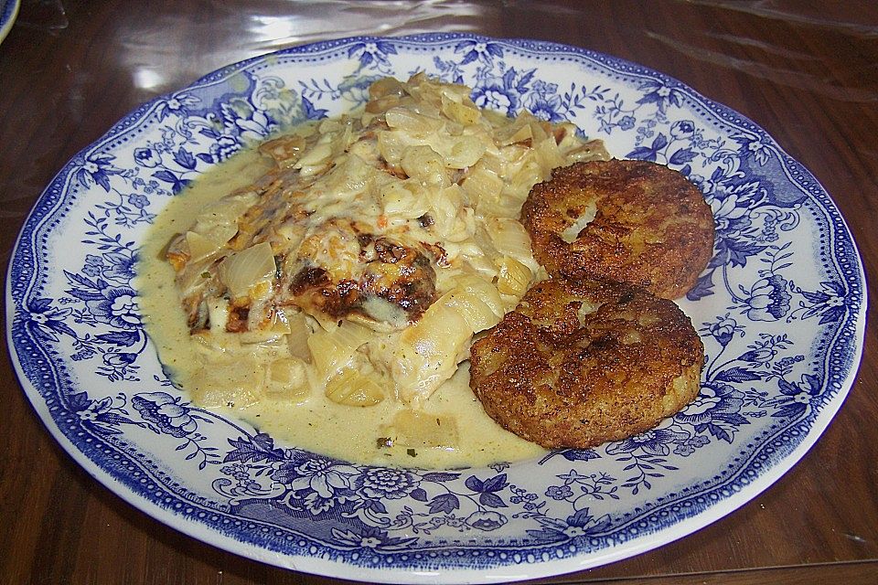 Überbackene Zwiebel-Sahne-Schnitzel