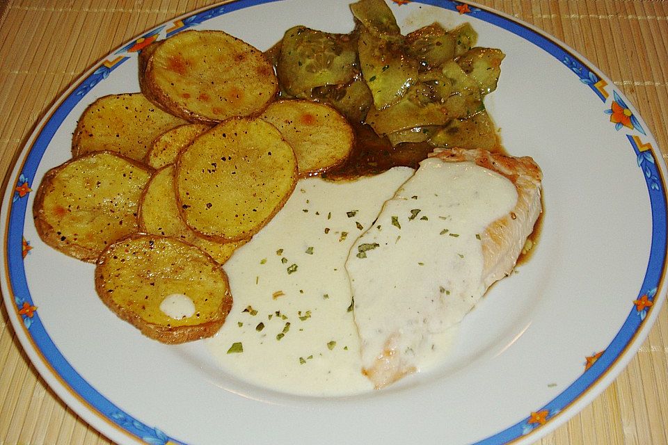 Naturschnitzel mit delikater Sauce