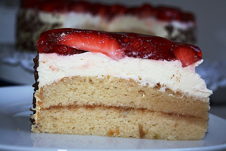 Erdbeerkuchen mit Schmand-Vanillecreme