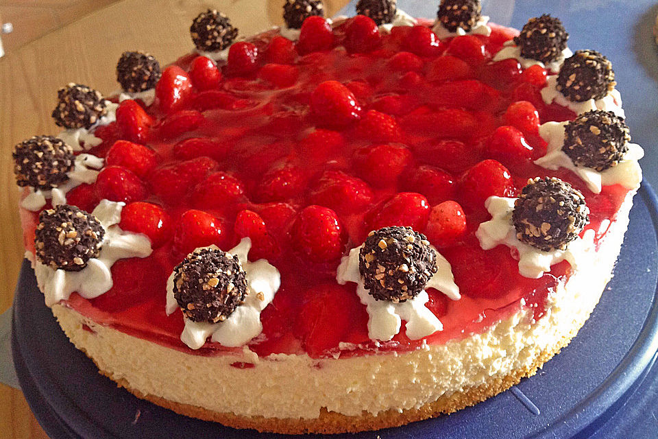 Erdbeerkuchen mit Schmand-Vanillecreme