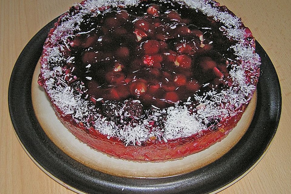 Obsttorte mit Mandelboden