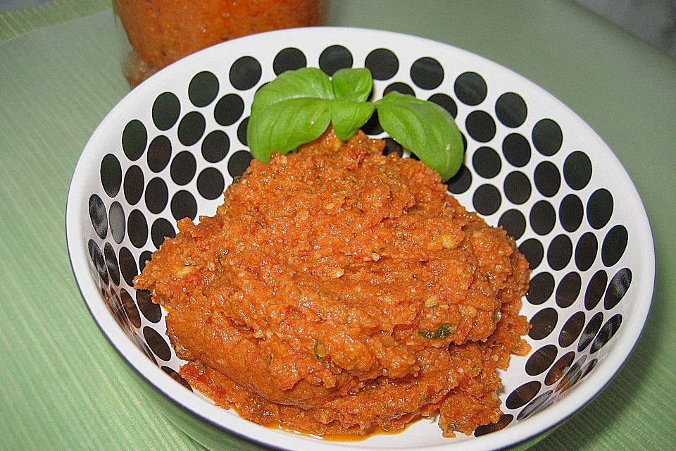 Pesto rosso