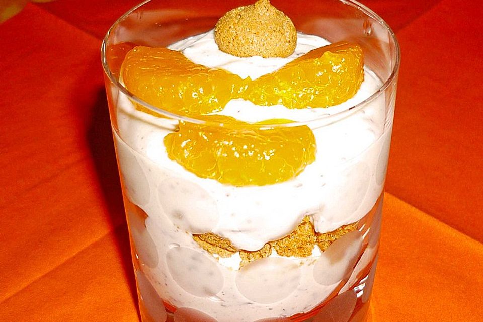 Mandarinenquark mit Amarettini