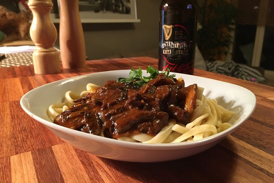 Rindergeschnetzeltes mit Guinness-Sauce