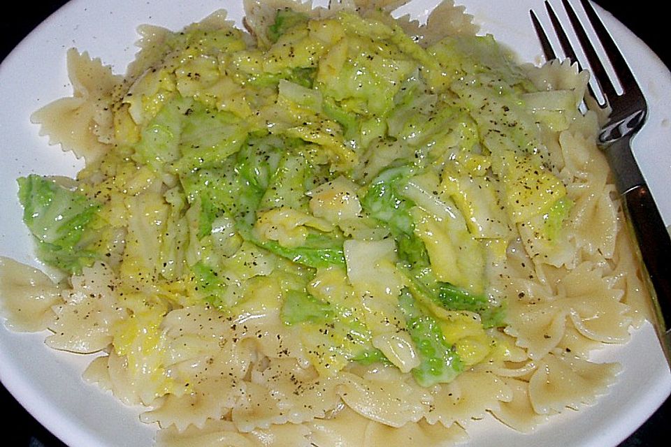 Farfalle mit Wirsing