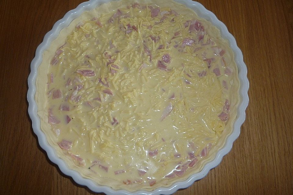 Schnelle Blätterteigquiche