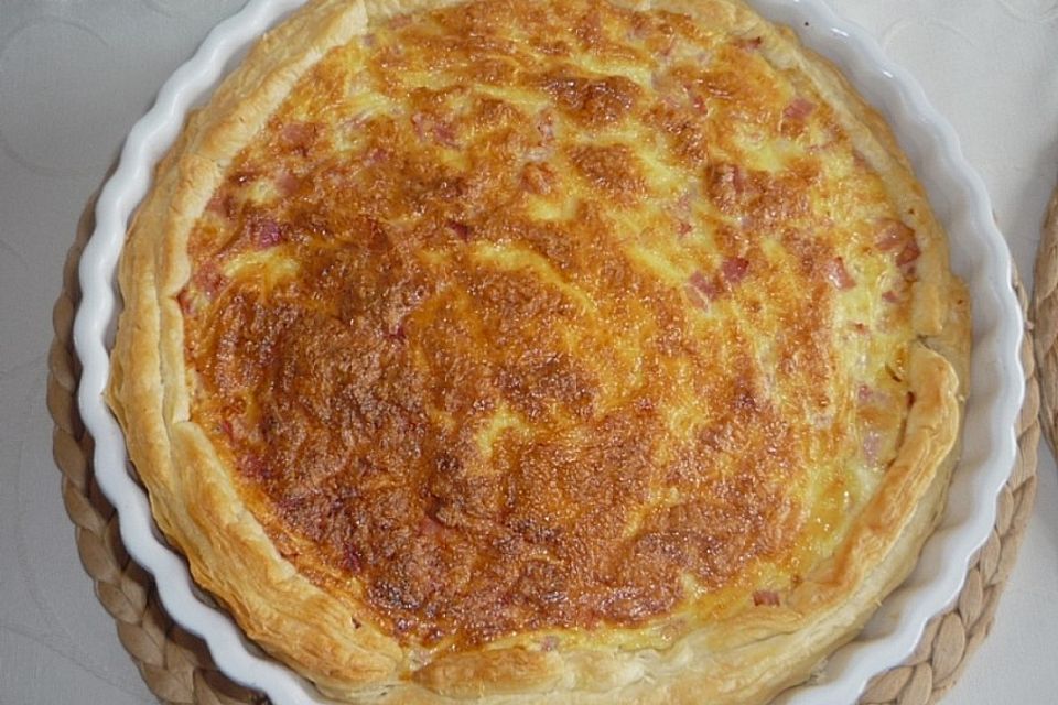 Schnelle Blätterteigquiche