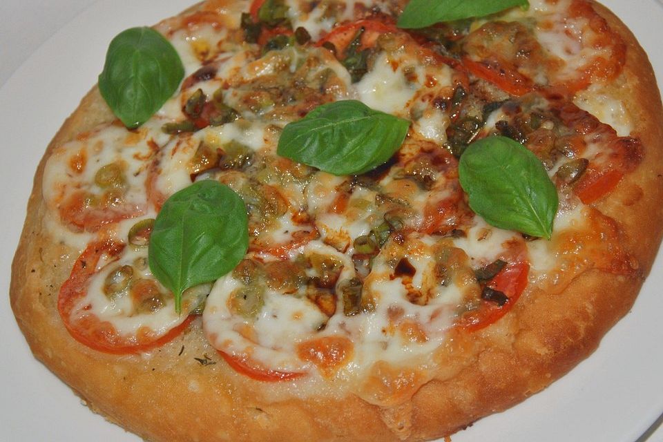 Fladenbrotpizza 'Caprese'