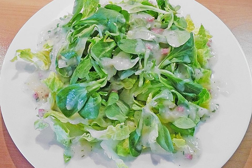 Feldsalat mit Speckdressing