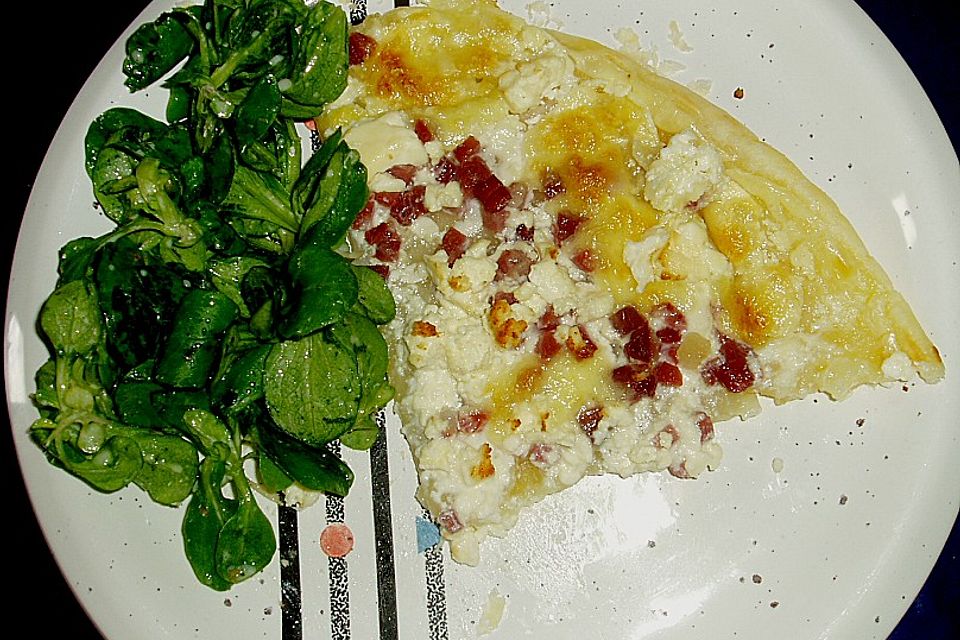 Blätterteig - Flammkuchen mit Käse