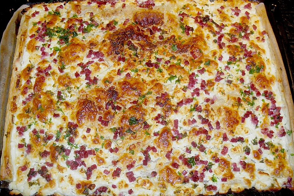 Blätterteig - Flammkuchen mit Käse