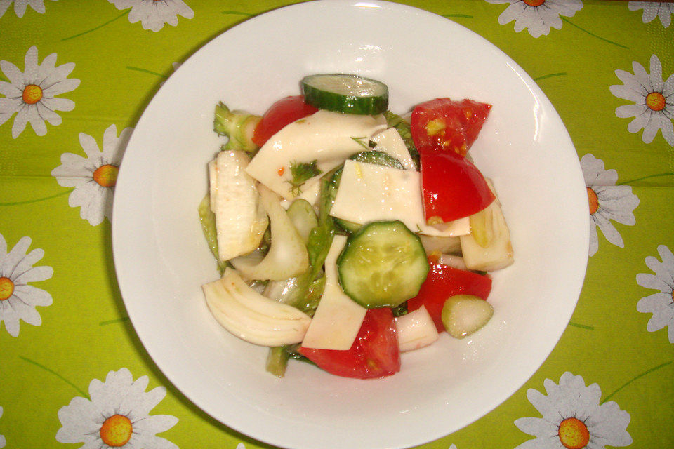 Bunt gemischter Salat