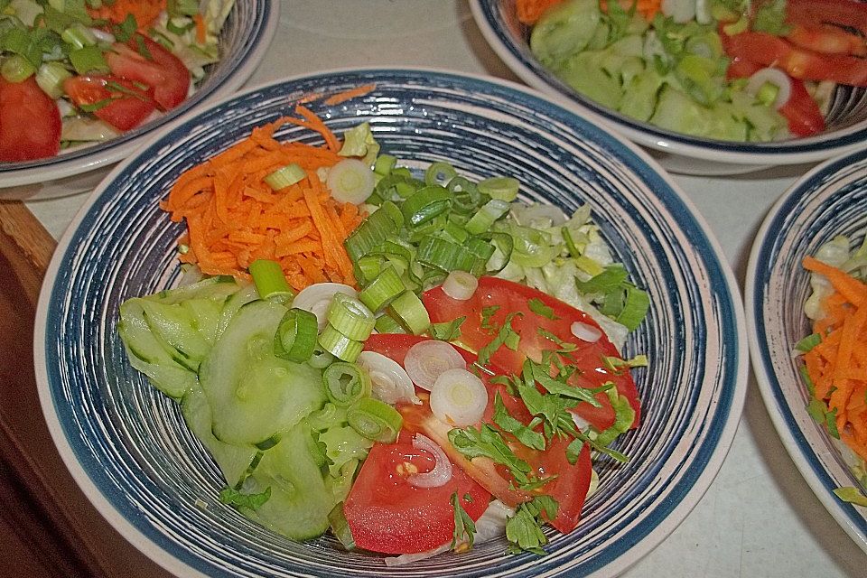 Bunt gemischter Salat