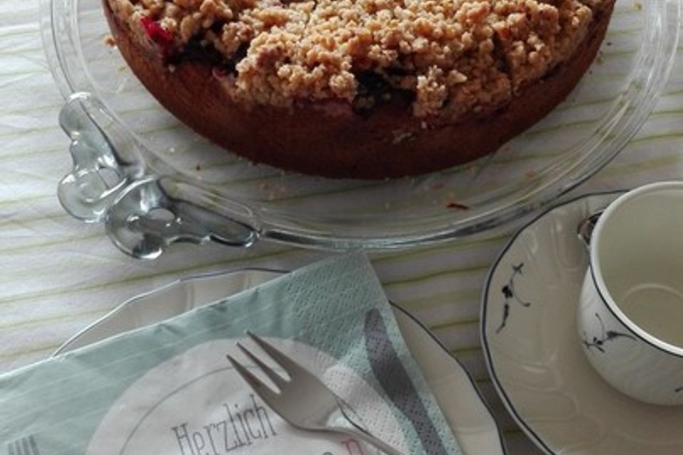 Eierlikör - Pflaumenkuchen mit Streuseln