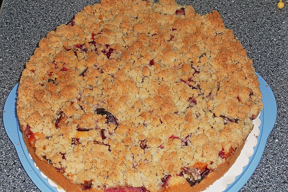 Eierlikör - Pflaumenkuchen mit Streuseln