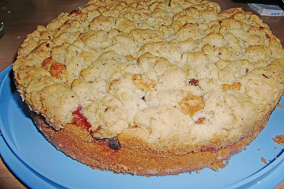 Eierlikör - Pflaumenkuchen mit Streuseln