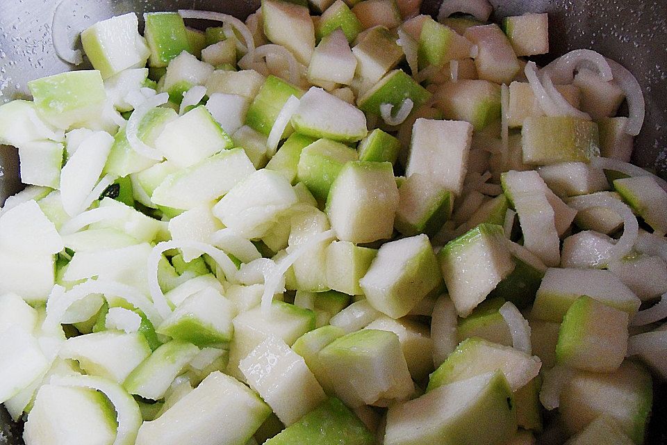 Zucchini süß-sauer eingelegt