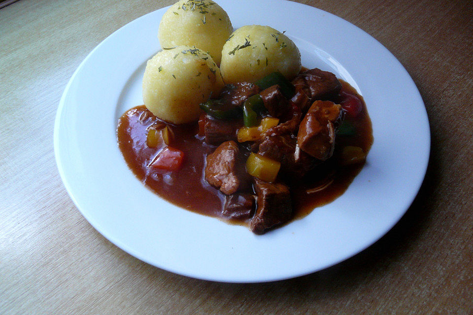 Gulasch im Schnellkochtopf