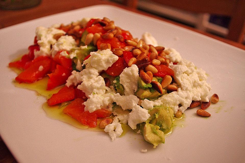 Tomaten-Avocado-Salat