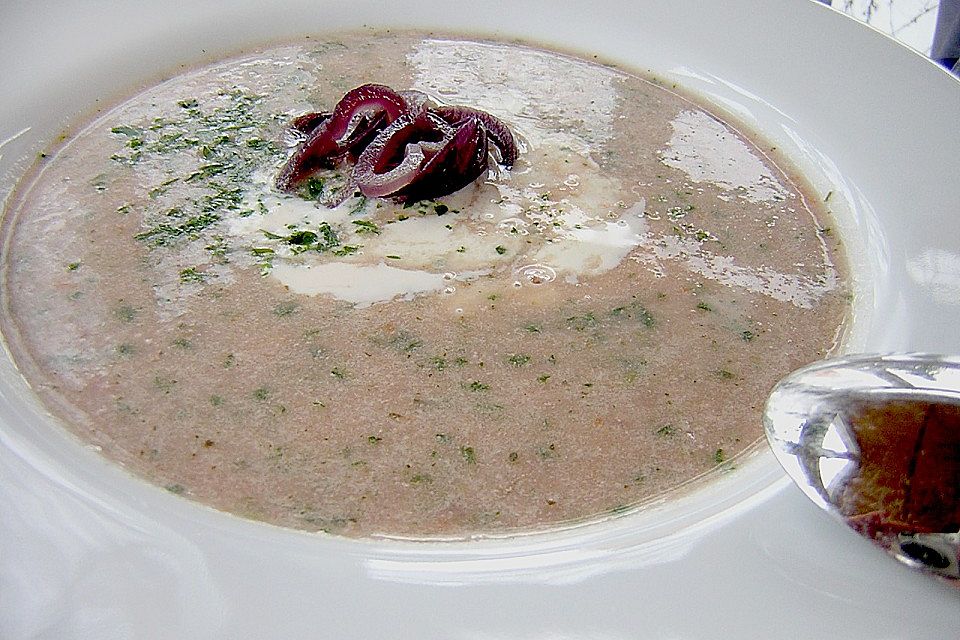 Rote Zwiebelsuppe