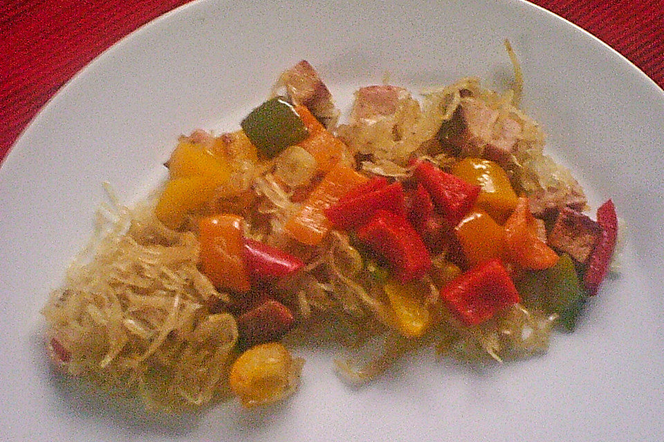 Paprika - Sauerkraut - Pfanne