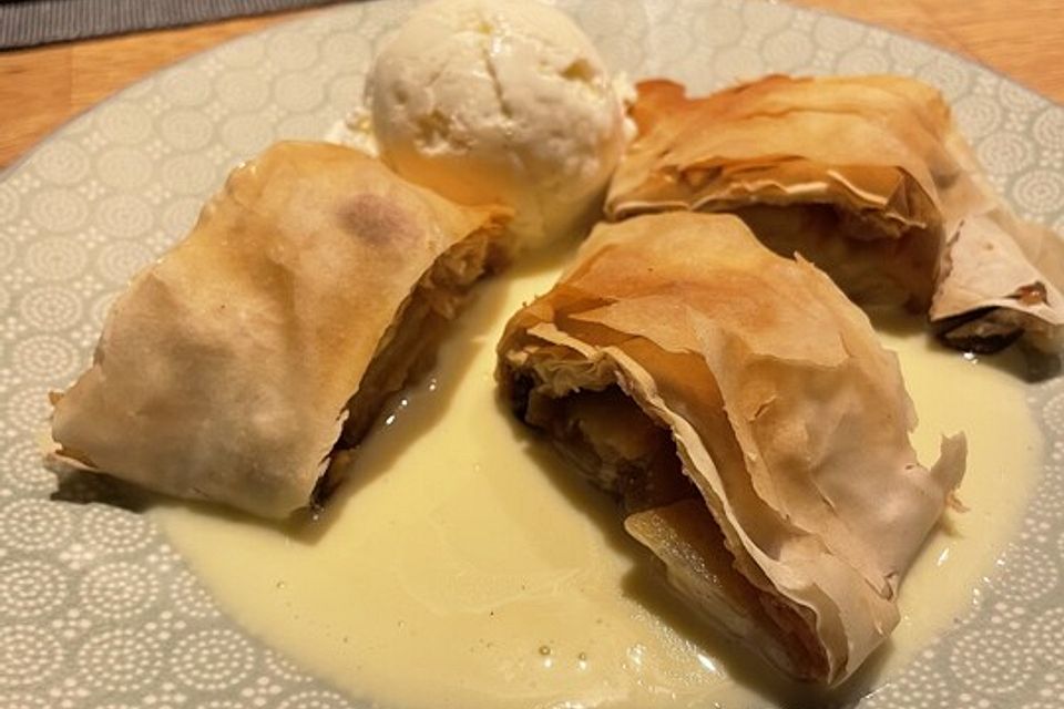 Alt-Wiener Apfelstrudel