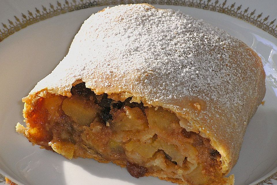 Alt-Wiener Apfelstrudel