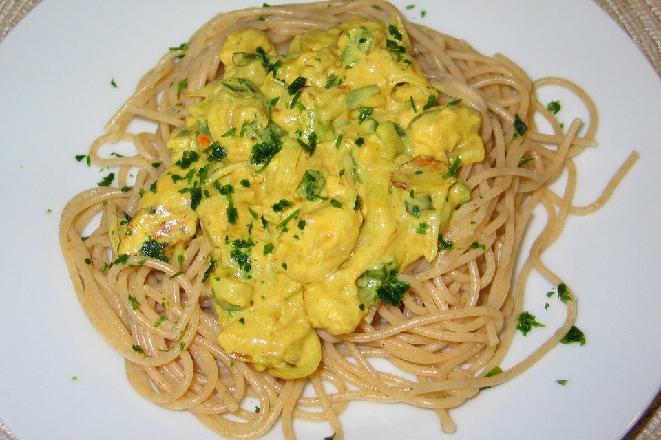 Spaghetti mit Curry - Rahmgeschnetzeltem