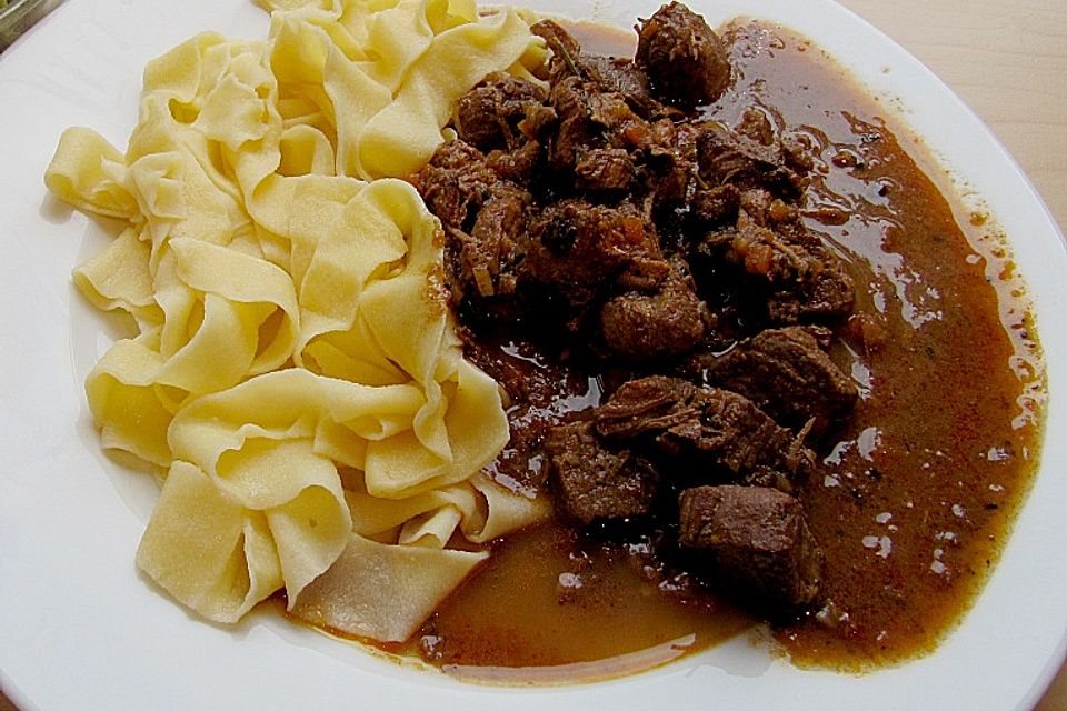 Ragout von der Rehkeule