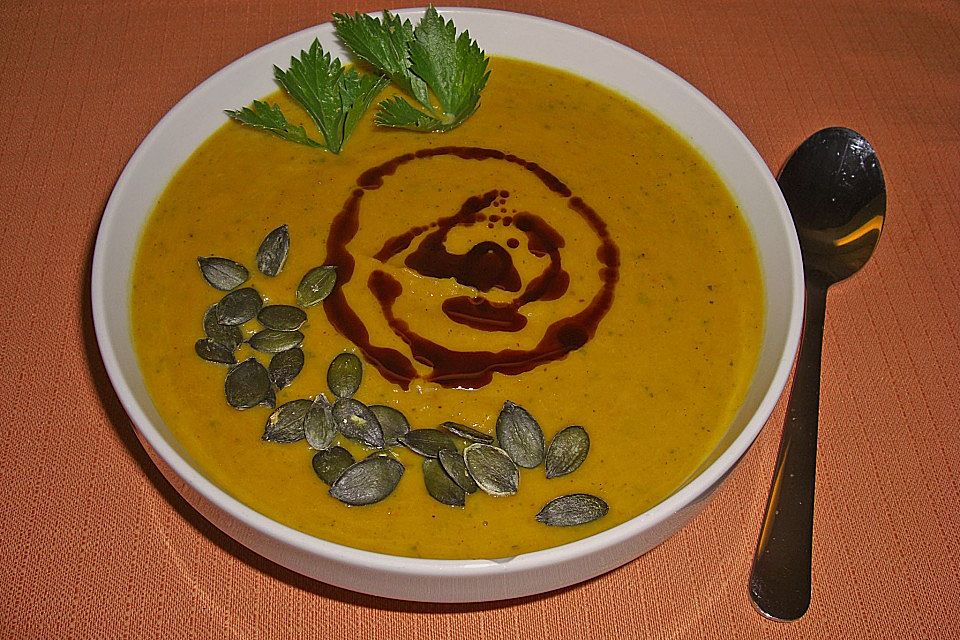 Kürbissuppe aus Hokkaidokürbis