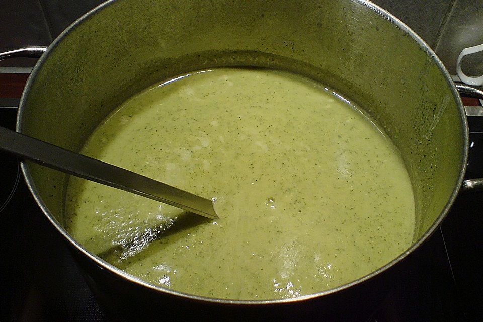 Brokkolicremesuppe