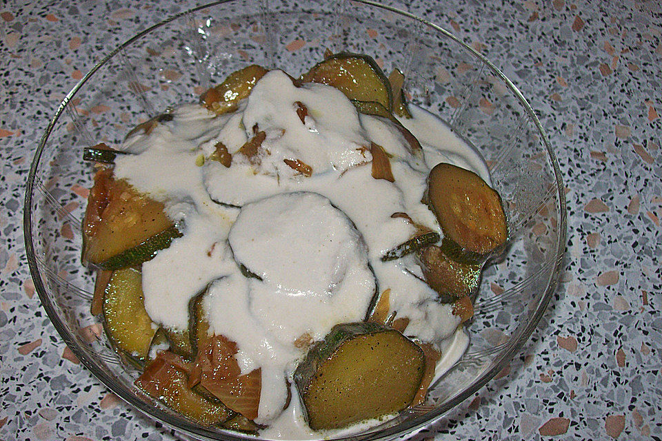 Zucchini - Salat