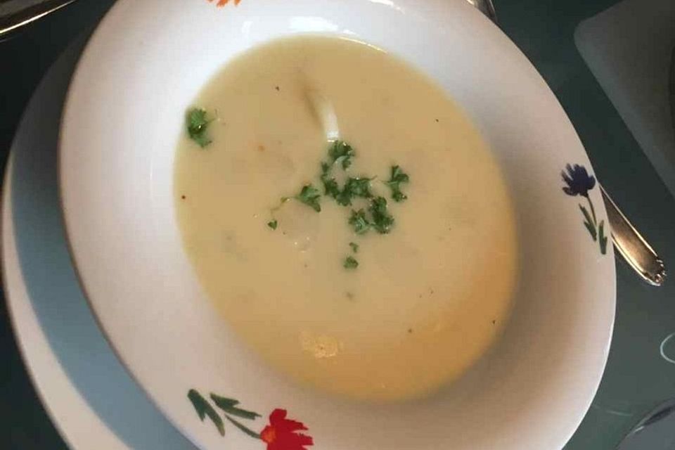 Spargelcremesuppe