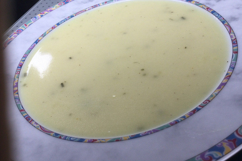 Spargelcremesuppe