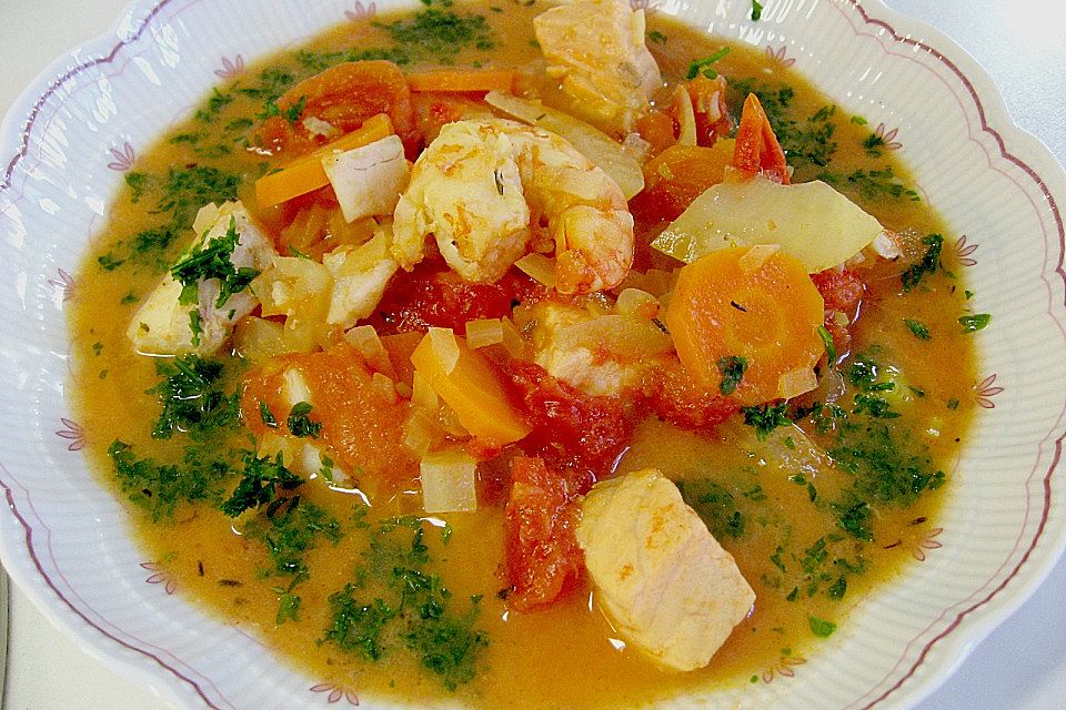 Daphnes Sizilianische Fischsuppe