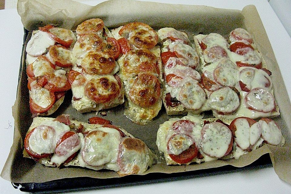 Pizzabrot mit Mozzarella