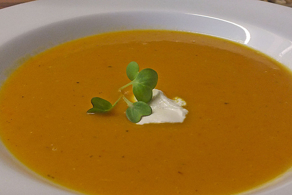 Süßkartoffel - Karotten - Suppe