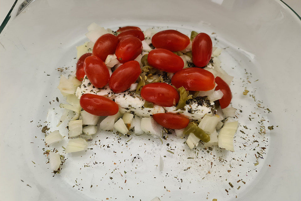 Gebackener vegetarischer Schafskäse