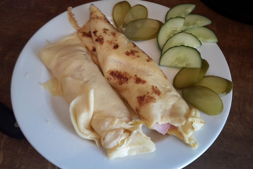 Crêpes mit Käse - Schinkenfüllung