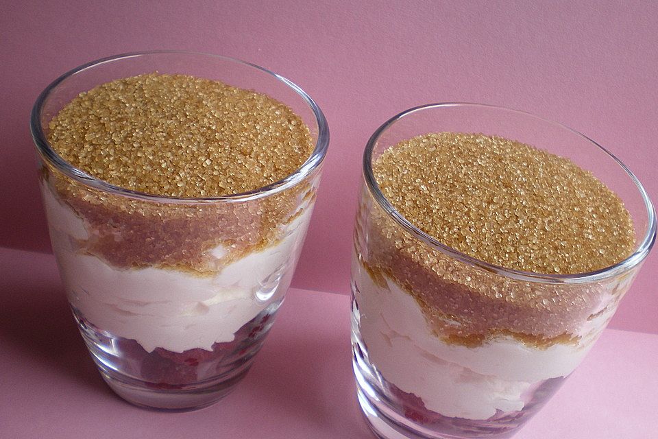 Himbeer - Sahne - Joghurt - Traumdessert