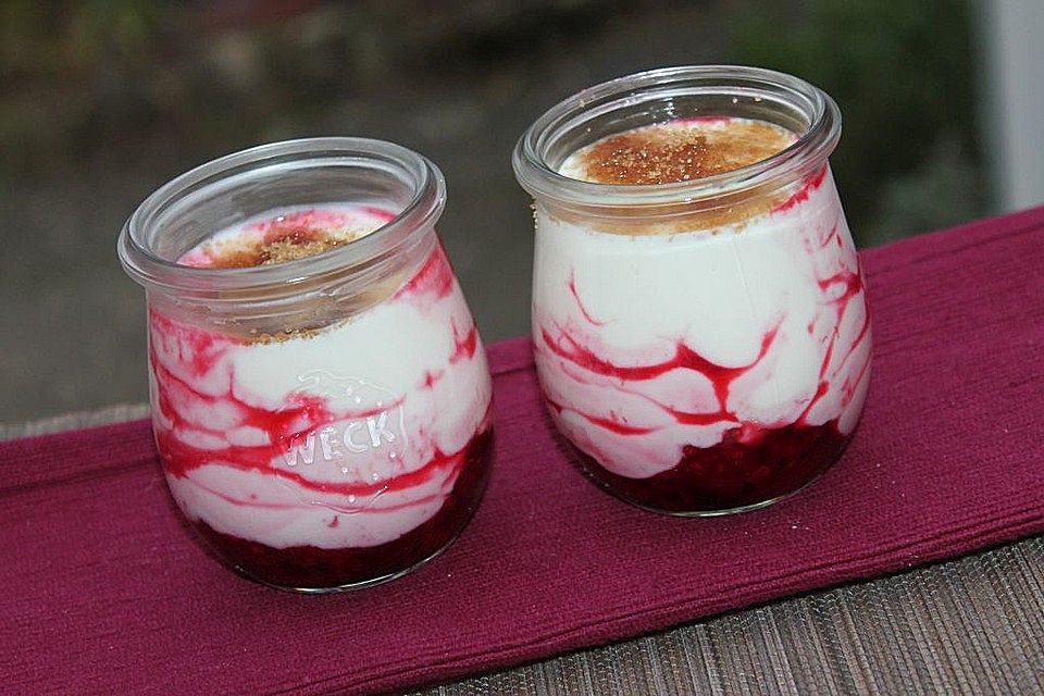 Himbeer - Sahne - Joghurt - Traumdessert